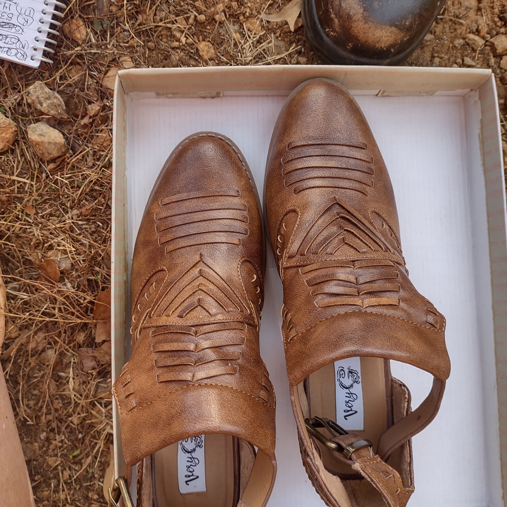 Very G Brown Ankle Booties